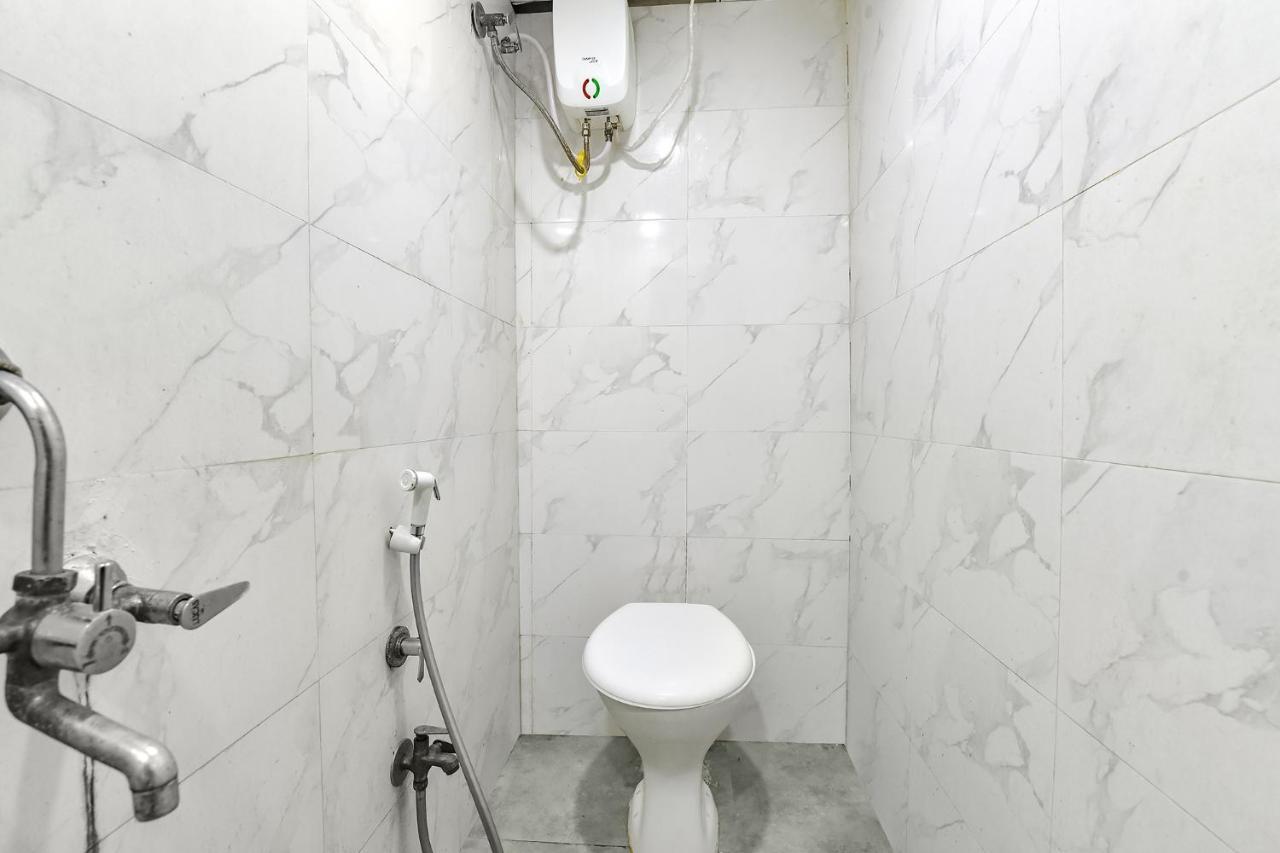 Fabhotel Nidhivan, Udhna Junction Surat Exterior foto